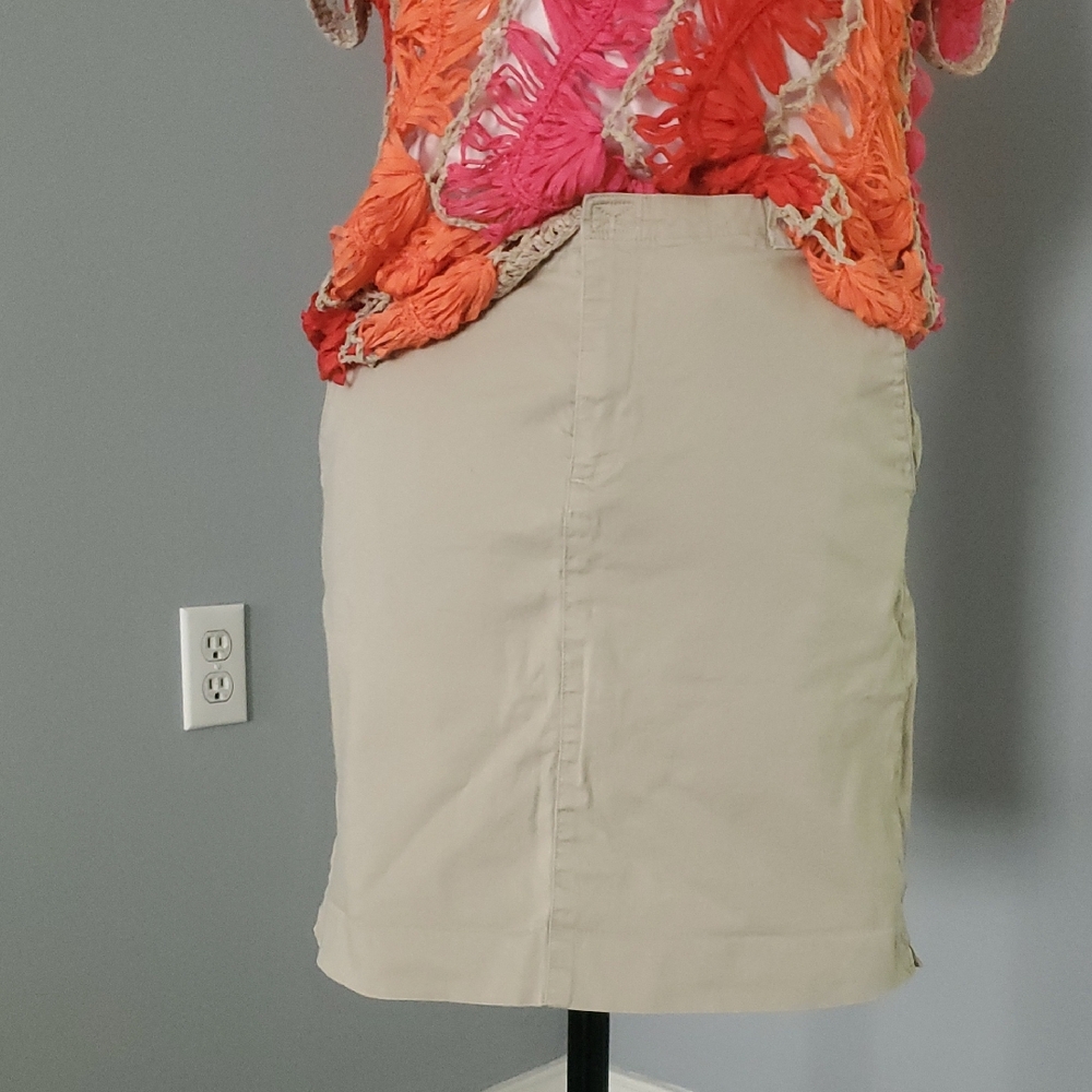 American Eagle Outfitters Tan Pencil Skirt